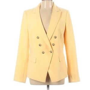 Elegant Yellow Double-Breasted Blazer.There is no opening from the back